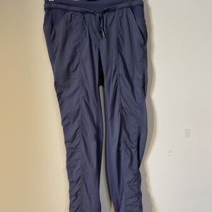 Lululemon Womens Navy Dark  Athletic Pants Size 4 Pockets Drawstring
